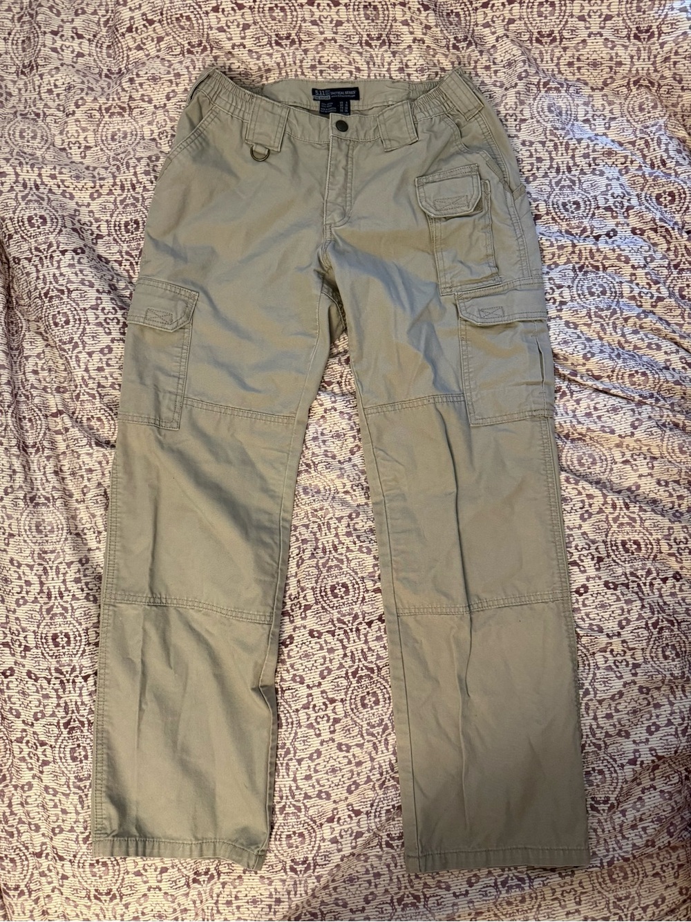 5.11 Tactical Men's Cargo Pants in Khaki Green